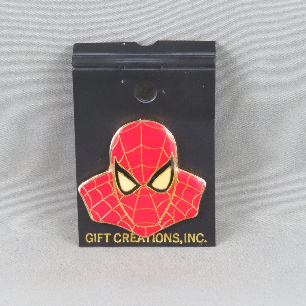 Vintage Spider-Man PIn - Front Looking Bust of Spider-Man - Inlaid Pin